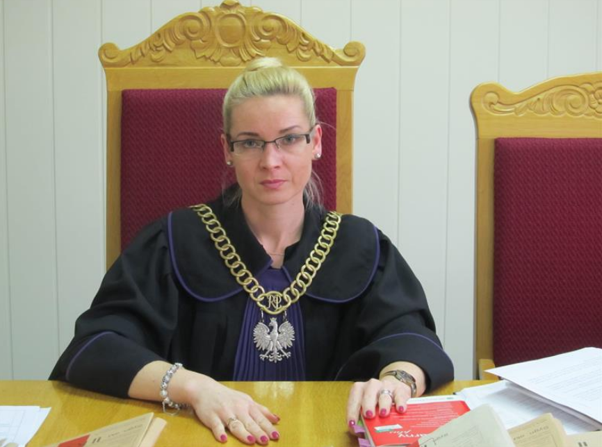 Czy „sędzia” Kamila Klimczak ze Stargardu przeprosi za pomówienie byłego komendanta KPSP w Pyrzycach?